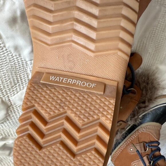 Sorel Women’s Joan of Artic Boots Size 7 - Picture 3 of 6